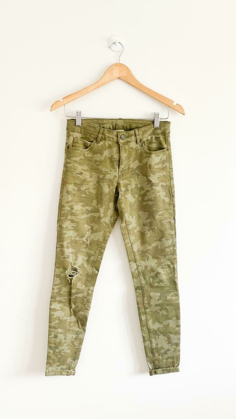 Pantalón verde militar camuflado ZARA
