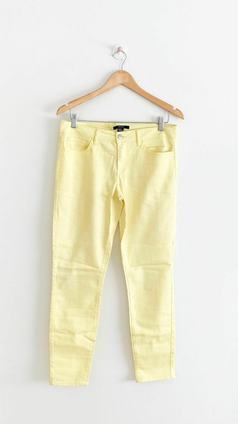 Pantalón skinny amarillo FOREVER 21