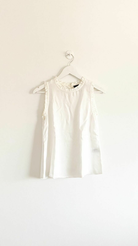Blusa blanca con volados LAS PEPAS - SEGUNDA SELECCION