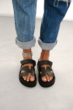 Sandalia Lola negro - comprar online