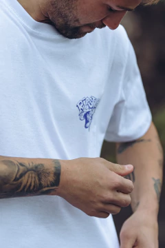 REMERA FUNGHI - tienda online