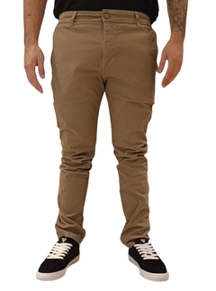 CHINO REGULAR TOSTADO - comprar online