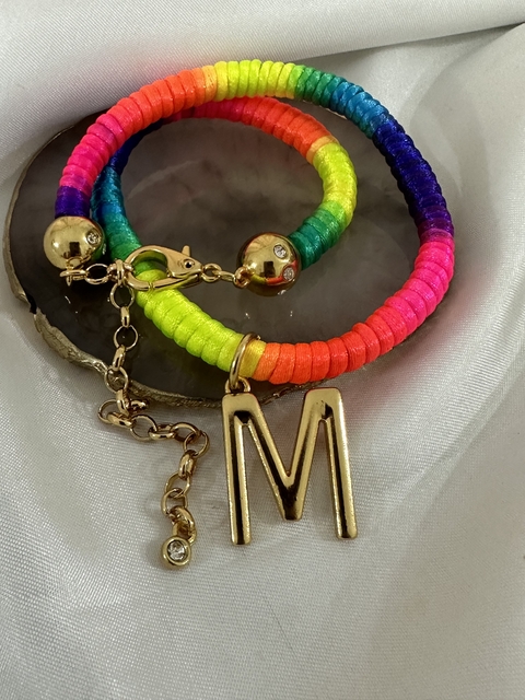 Choker Letra Colorida ref 0124