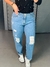 Calça moom desfiada lavagem clara