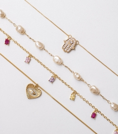 Colar Hamsá Zircônia na internet