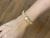 BRACELETE TREVO RISCADINHO E CRAVEJADO - SEMIJOIA