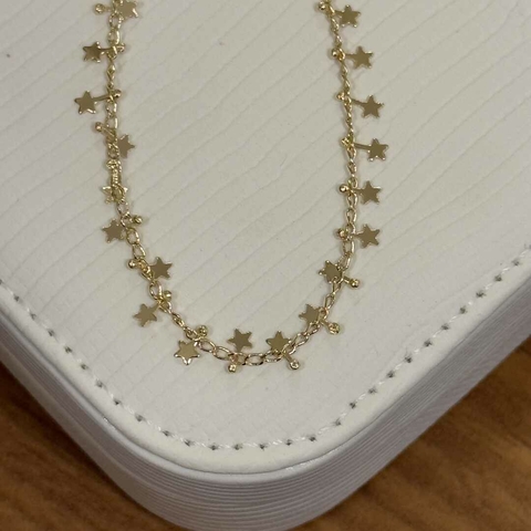 Tornozeleira estrelas penduradas - SEMIJOIA
