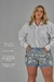 Short Jeans Plus Size Feminino Com Bordado Manual Em Pedrarias. - comprar online