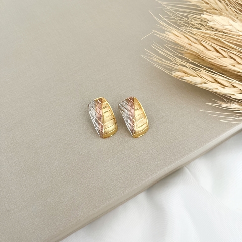 Brinco 3 Tons De Ouro