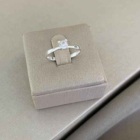 Anel Solitário Liso