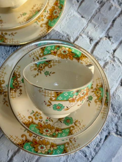 Trio de té Jonhson Bros "Victorian" - Alicia-nr Antigüedades