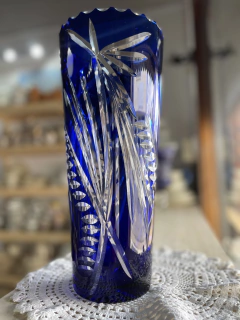 SIN STOCK -JARRÓN FLORERO DE CRISTAL ENCAMISADO AZUL