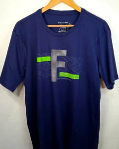 Camiseta Gola Careca com Silk frontal na internet