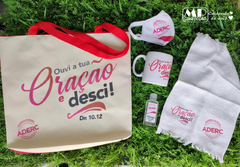 KIT - BOLSA PERSONALIZADA, CANECA, BASCARA E TOALHA