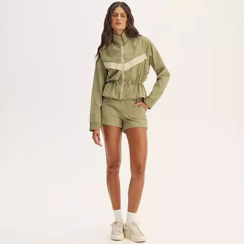 VM SHORTS ALFA SPORT DUPLO COM BOLSOS VERDE CLARO - comprar online