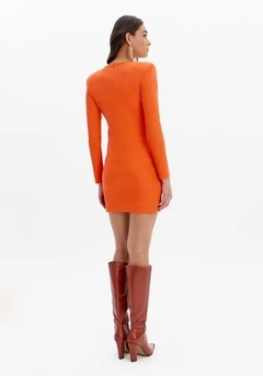 VESTIDO CURTO DRAPEADO LANÇA PERFUME na internet