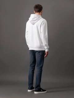 MOLETOM MASCULINO COM CAPUZ CALVIN KLEIN na internet