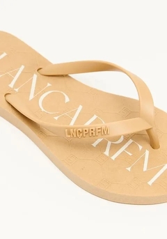 CHINELO LANÇA PERFUME na internet
