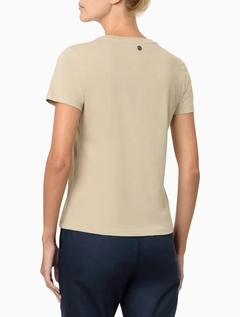 CAMISETA FEMININA CALVIN KLEIN na internet
