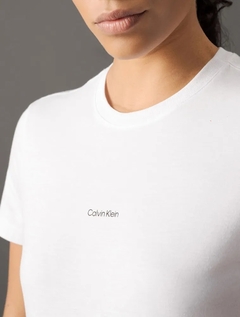 CAMISETA FEMININA CALVIN KLEIN - comprar online