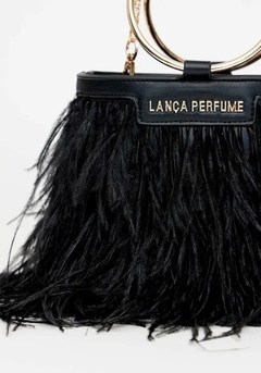 BUCKET COM PLUMA E ALÇA DE ARGOLA LANÇA PERFUME - comprar online
