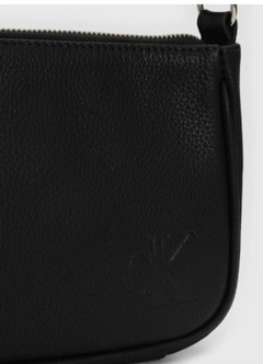 BOLSA COURO CALVIN KLEIN na internet