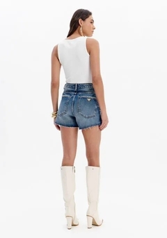 SHORT JEANS GRANDFATHER LANÇA PERFUME na internet