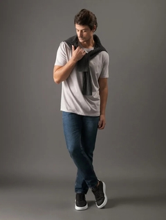 CALÇA JEANS MASCULINA CALVIN KLEIN na internet