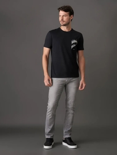 CALCA MASCULINA CALVIN KLEIN na internet