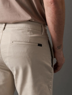 CALCA CHINO SLIM CALVIN KLEIN - comprar online