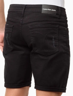 BERMUDA SARJA MASCULINA CALVIN KLEIN na internet