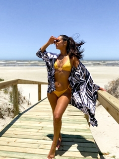 KIMONO SOLAR - FOLHAS na internet