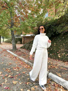 Imagem do PANTALONA DE MOLETOM - OFF WHITE