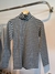 REMERA POLERA RAYADA GRIS Y NEGRA - TALLE 3