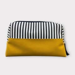 Necessaire Bicolor Stripes na internet