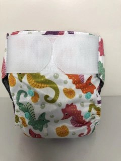 Fralda de pano ecológica reutilizável tamanho recém nascido (até 6kg) Amor & Co - Loja Cantinho da Dani