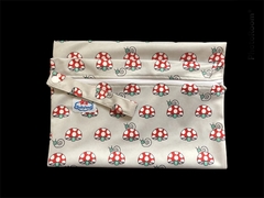 Sacola impermeável de pul estampado tamanho 30x40cm