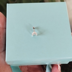 Piercing trágus de prata formato de Lua na internet