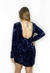vestido de veludo e paetê azul manga longa