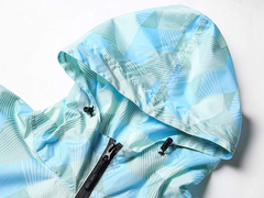 Poncho Para Lluvia Saphirose Con Capucha Y Bolsillos - comprar online
