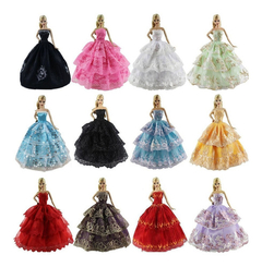 Prendas Barbie en internet