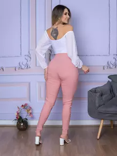 Calça Social Feminina com Bolso