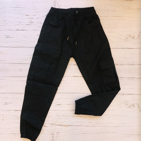 Jogger Gabardina Cargo Negro
