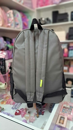 Mochila Everlast Grey - comprar online
