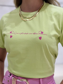 T-shirt Estampada Felicidade - comprar online