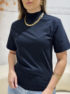 T-shirt Gola Alta Preta na internet