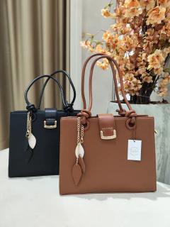 Bolsa Média Estruturada Folhas