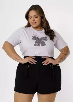 T-shirt Plus Size Estampada Laço - comprar online