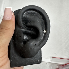 Mini Cruz titânio 3mm - Flor de Furo