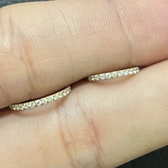 Argola cravejada 10mm, 8mm e 6mm - Flor de Furo